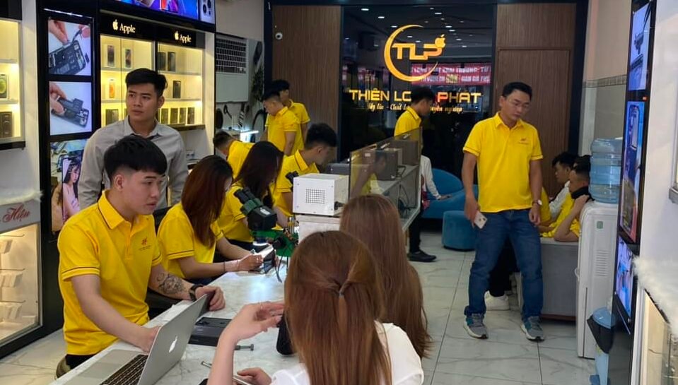 Thay Màn Hình iPhone 15 Pro Max